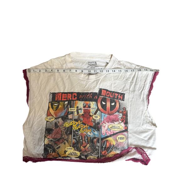 MARVEL DEADPOOL ltd edition tee upcycled to cute cut off shirt w/ red lace trim - Picture 9 of 9